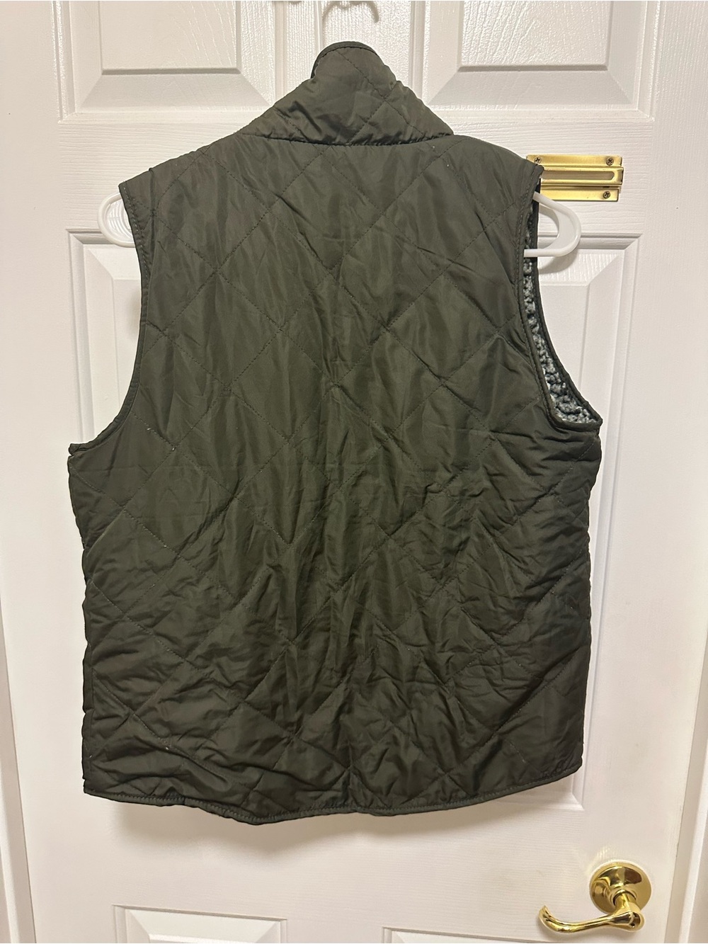 Reversible Quilted Sherpa-Lined  Vest - Olive - Picture 3 of 6